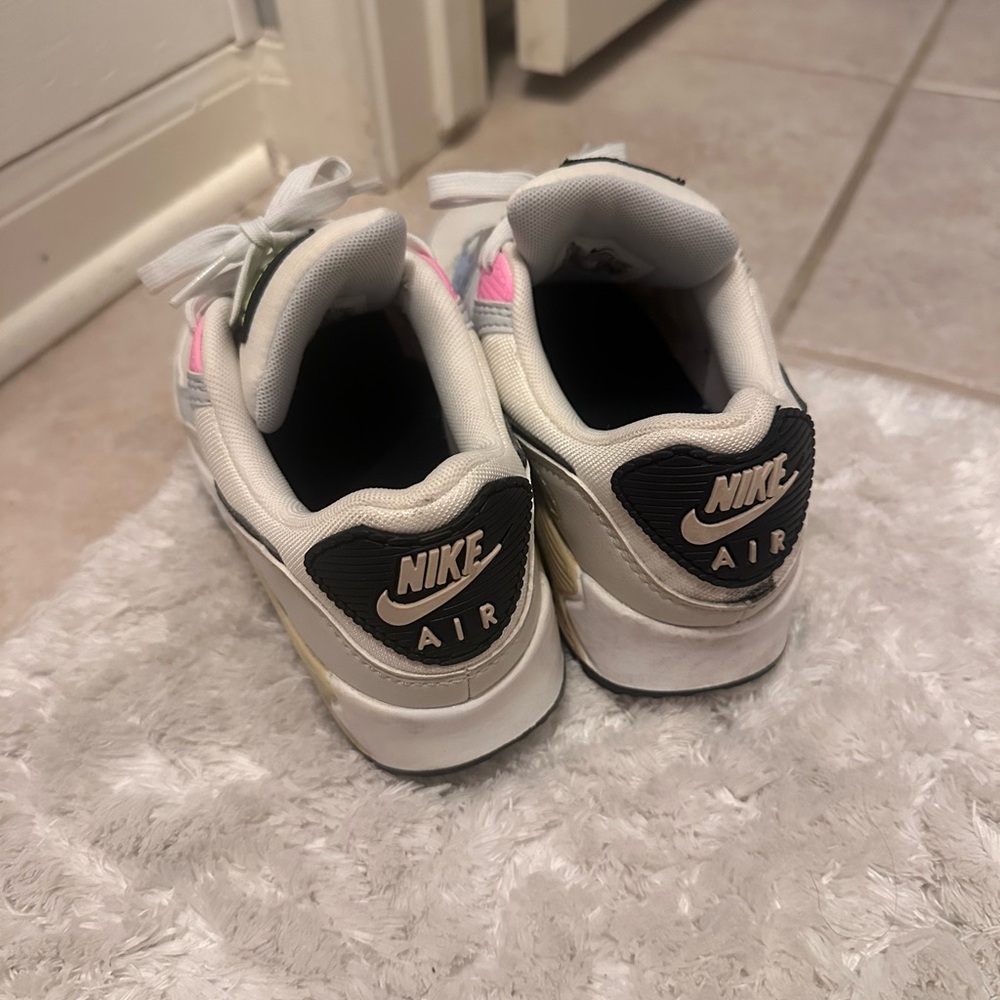 Nike Air Max 90 - Picture 3 of 4